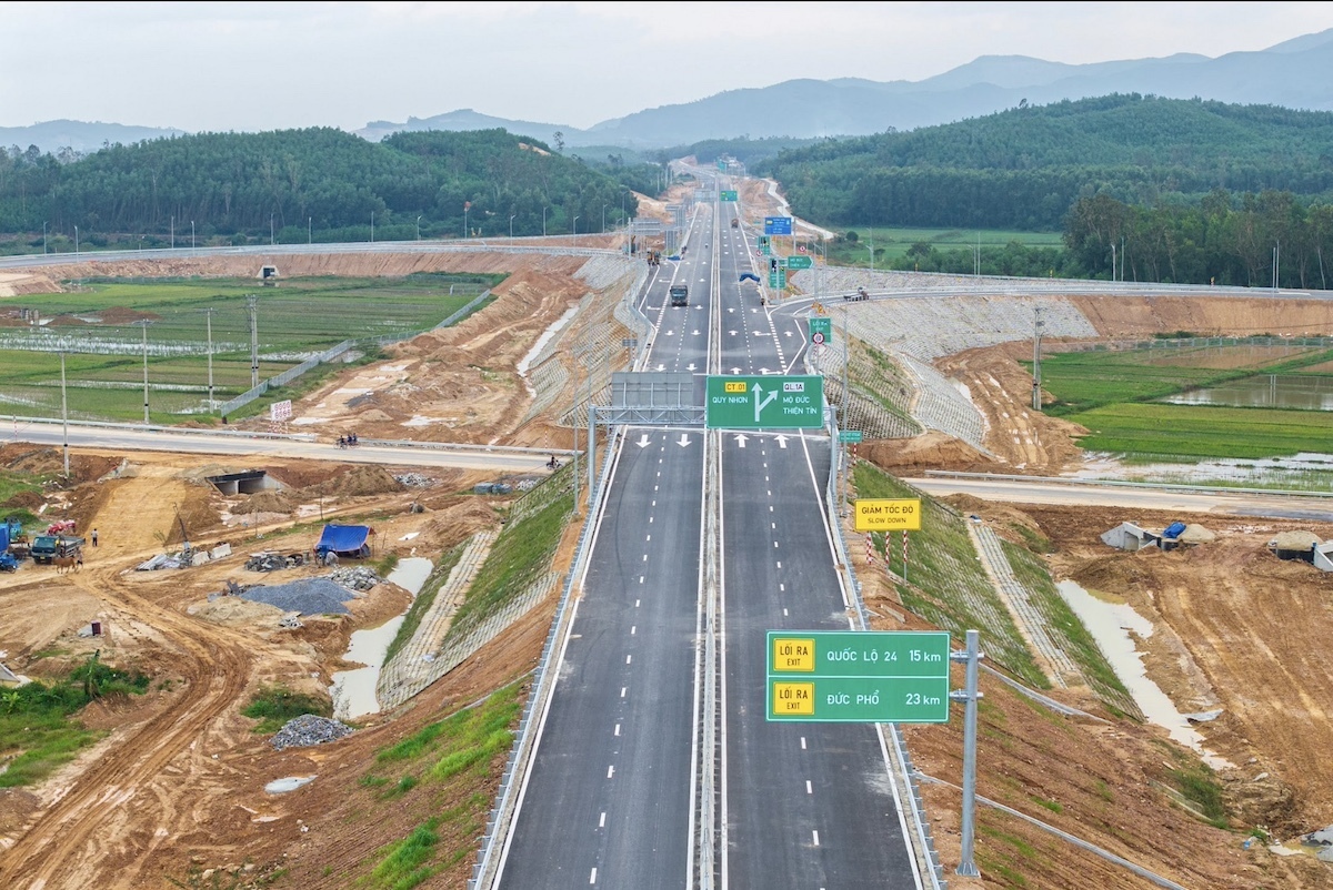 Cao tốc Quảng Ngãi - Hoài Nhơn trước ngày “về đích” - 9