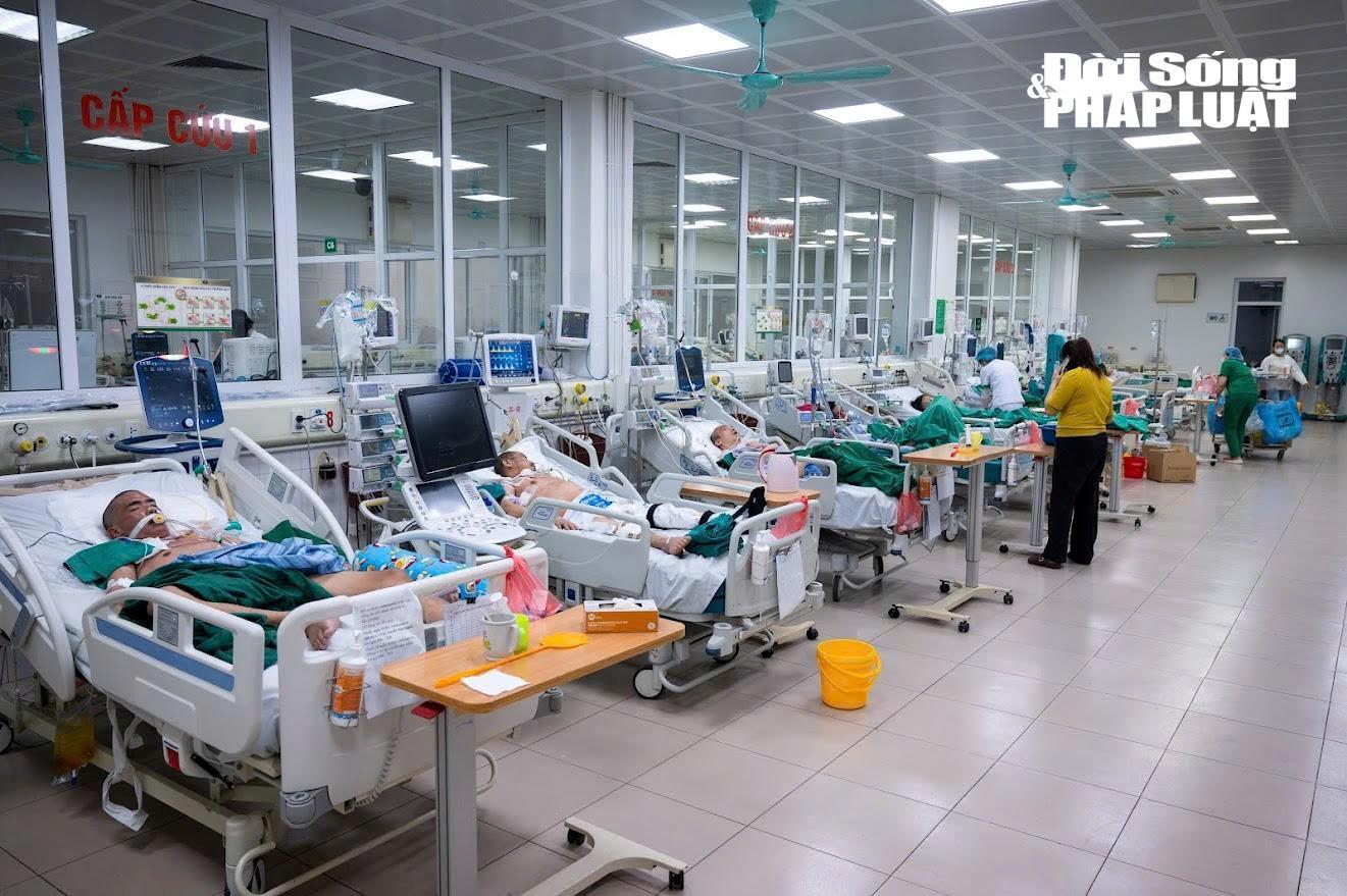  "Chiến mã" nơi lằn ranh sinh tử: Chuyện về vị bác sĩ tuổi Ngọ không có khái niệm nghỉ Tết - 2