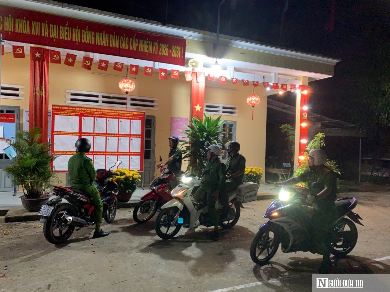 Những bước chân lặng lẽ trước ngày bầu cử - 5