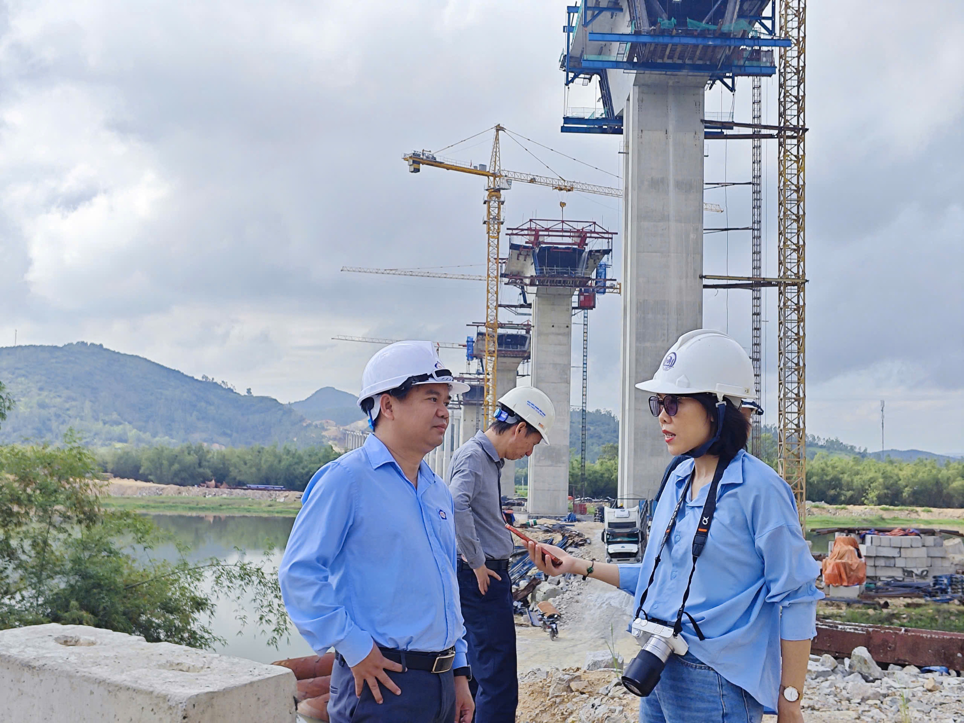 Cùng một khát vọng chung tay viết tiếp hành trình tương lai  - 7