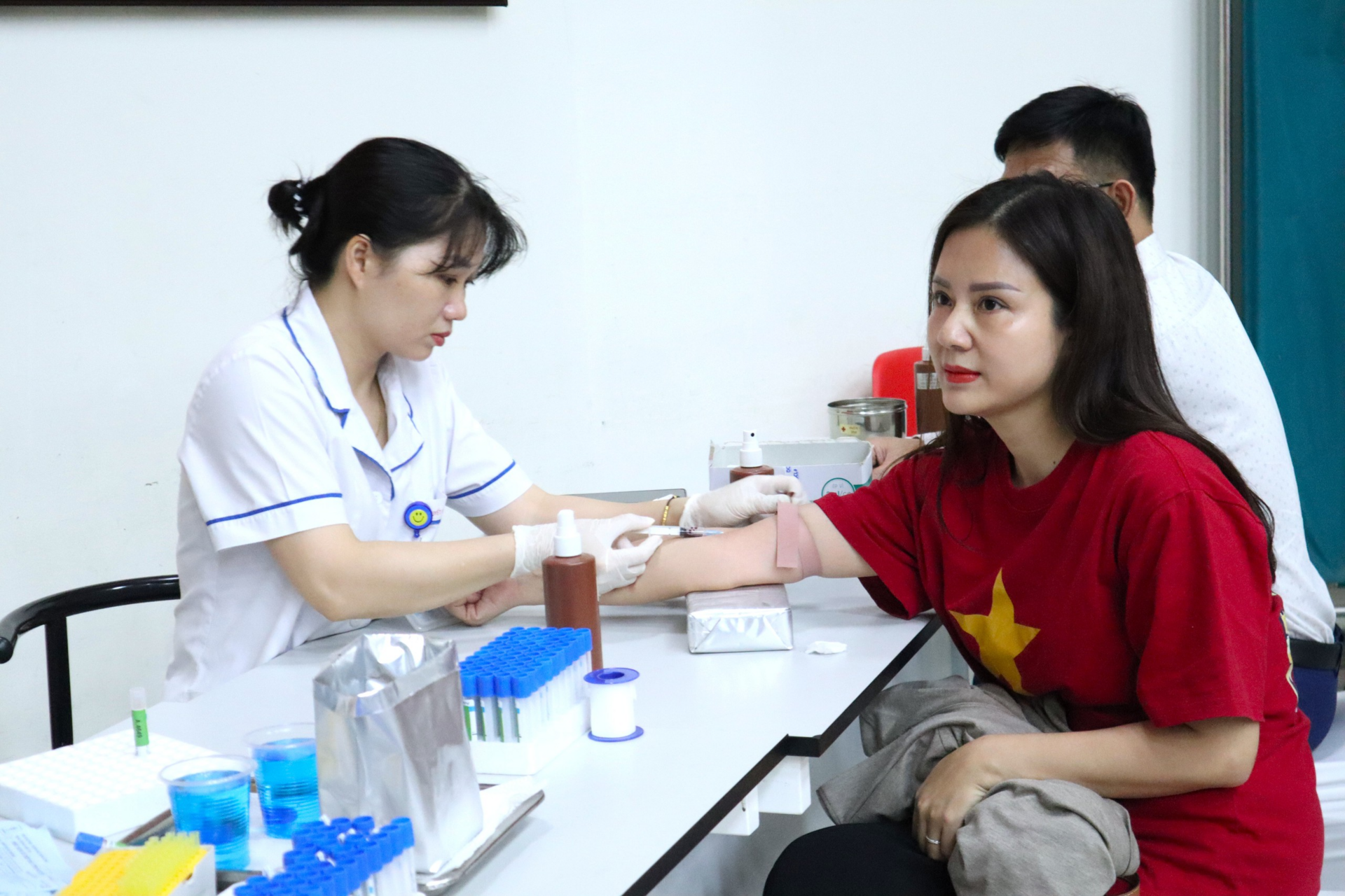 Tuổi trẻ Hội Luật gia Việt Nam tham gia hiến máu nhân đạo - 4