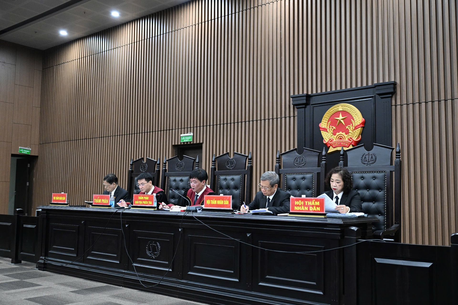 Trước giờ tuyên án bị cáo Nguyễn Thị Kim Tiến: Từ kỳ vọng “công trình để đời” của cựu Bộ trưởng Y tế đến vụ án lãng phí hơn 800 tỷ đồng - 7