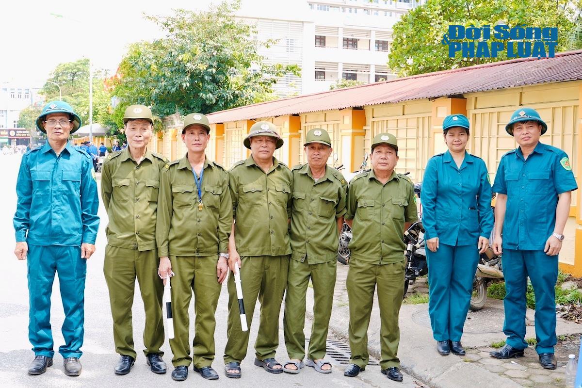 Kỳ thi lớp 10 Hà Nội: 224 điểm thi, hàng nghìn người đồng hành và một mùa thi trọn vẹn - 11