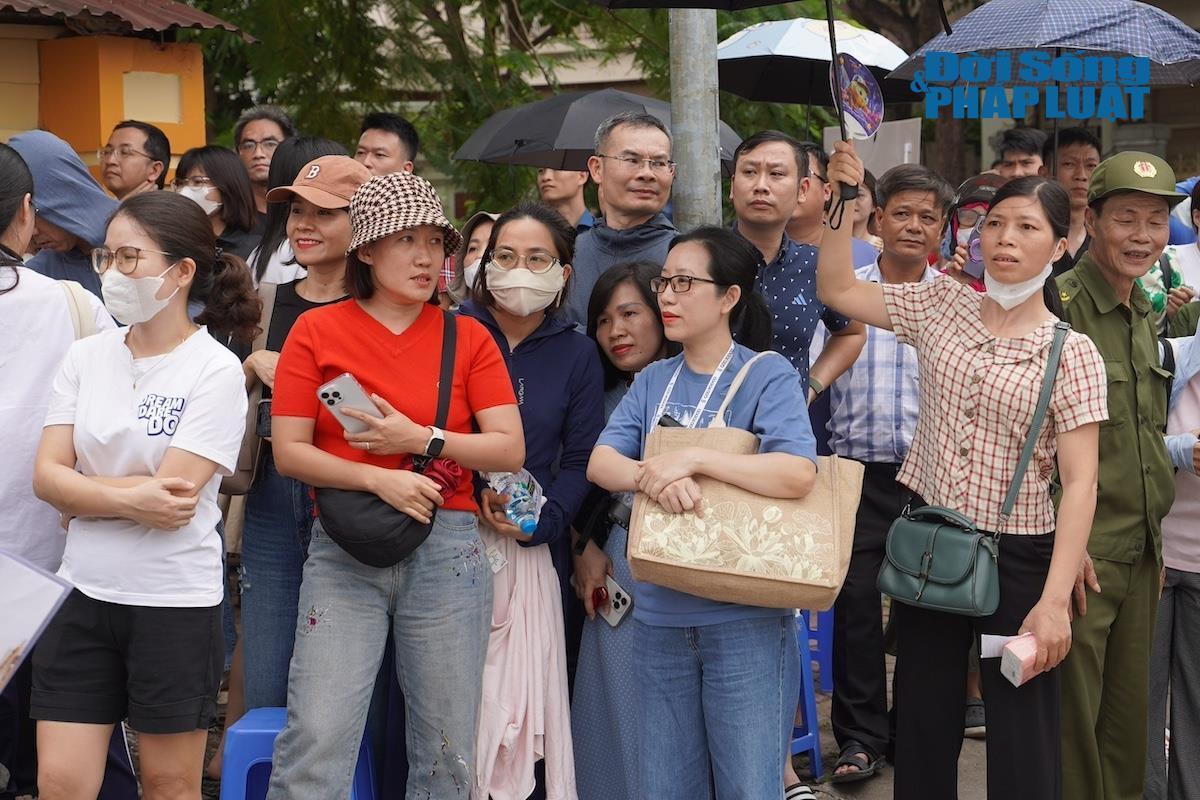 Kỳ thi lớp 10 Hà Nội: 224 điểm thi, hàng nghìn người đồng hành và một mùa thi trọn vẹn - 5