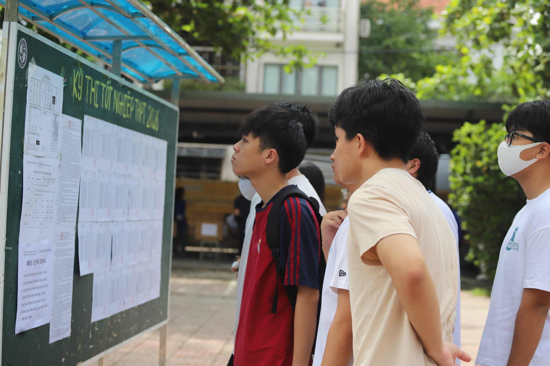 TS. Lê Viết Khuyến: “Không tách hai kỳ thi tốt nghiệp THPT và đại học không đồng nghĩa với tiêu cực sẽ gia tăng” - 7