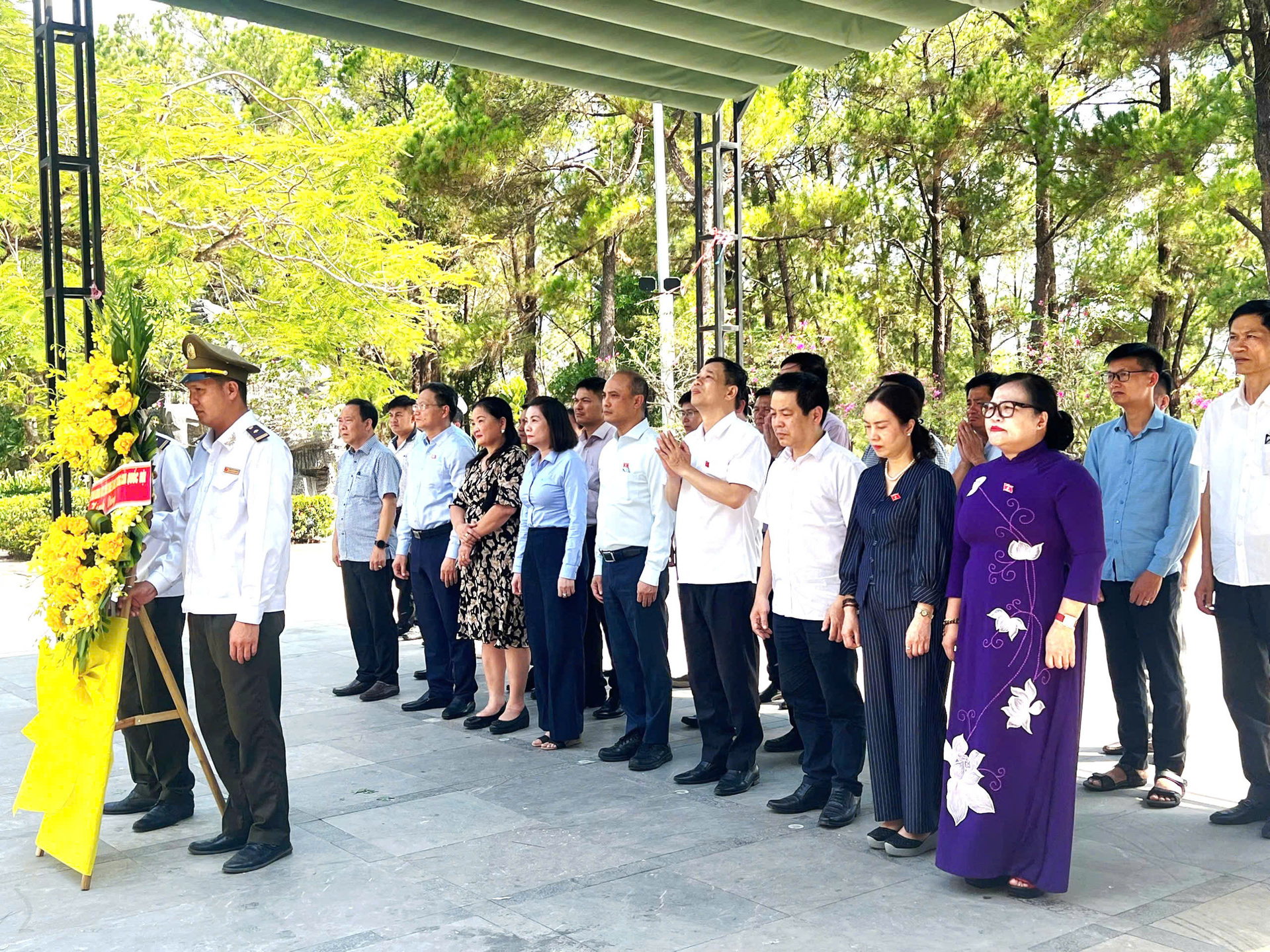 Tháng Bảy - Ba lần trở về Trường Sơn và một lời hứa với những người đã nằm lại - 6