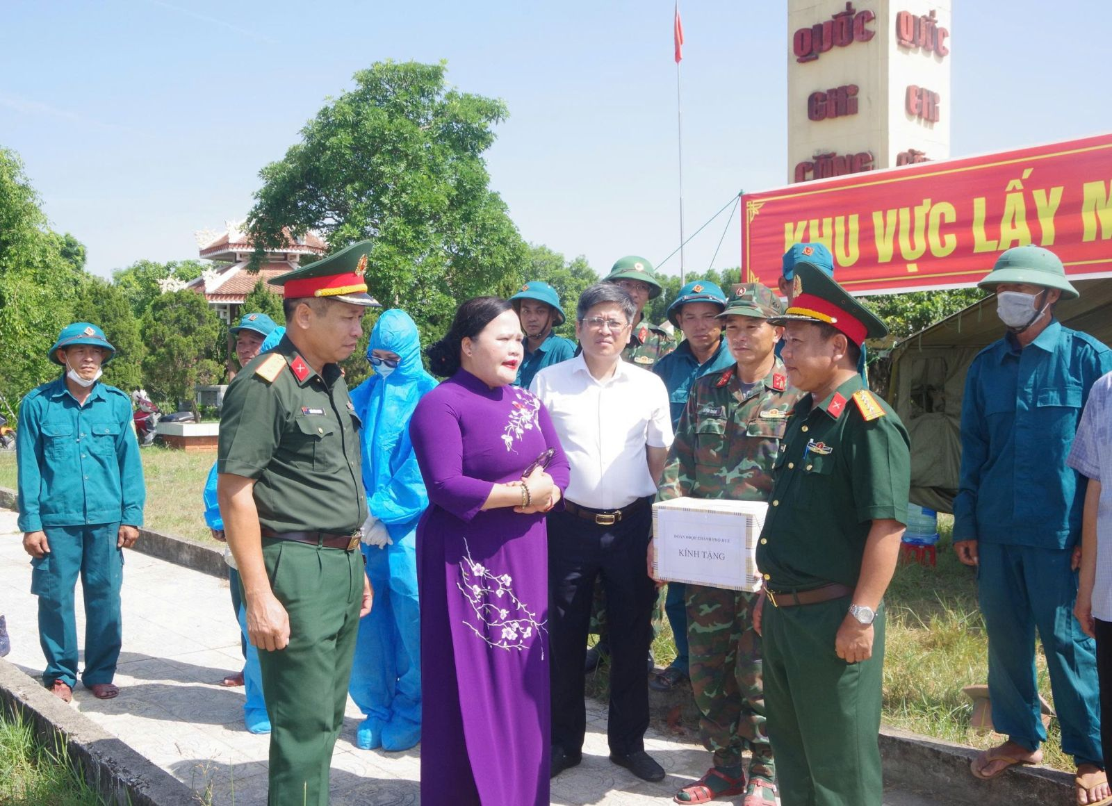 Tháng Bảy - Ba lần trở về Trường Sơn và một lời hứa với những người đã nằm lại - 14