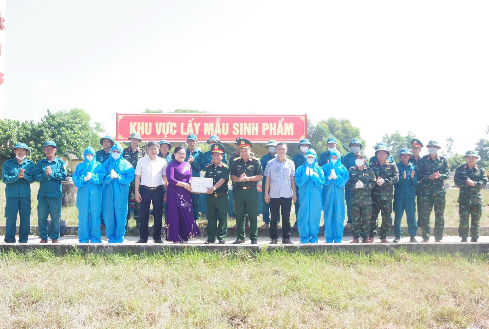 Tháng Bảy - Ba lần trở về Trường Sơn và một lời hứa với những người đã nằm lại - 15