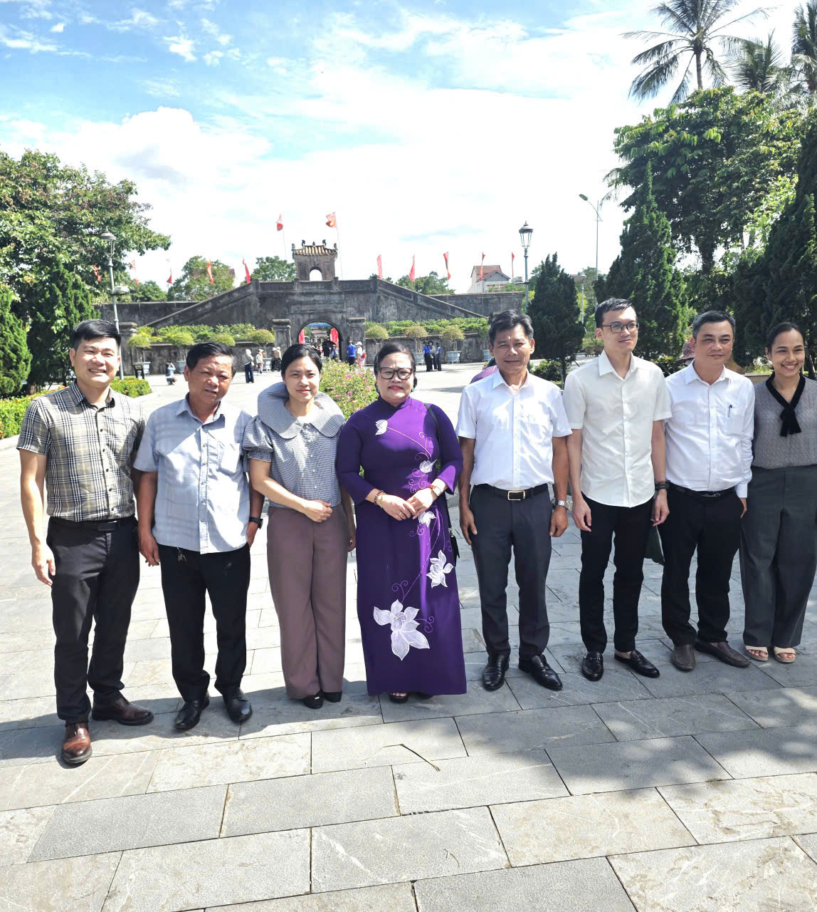 Tháng Bảy - Ba lần trở về Trường Sơn và một lời hứa với những người đã nằm lại - 8