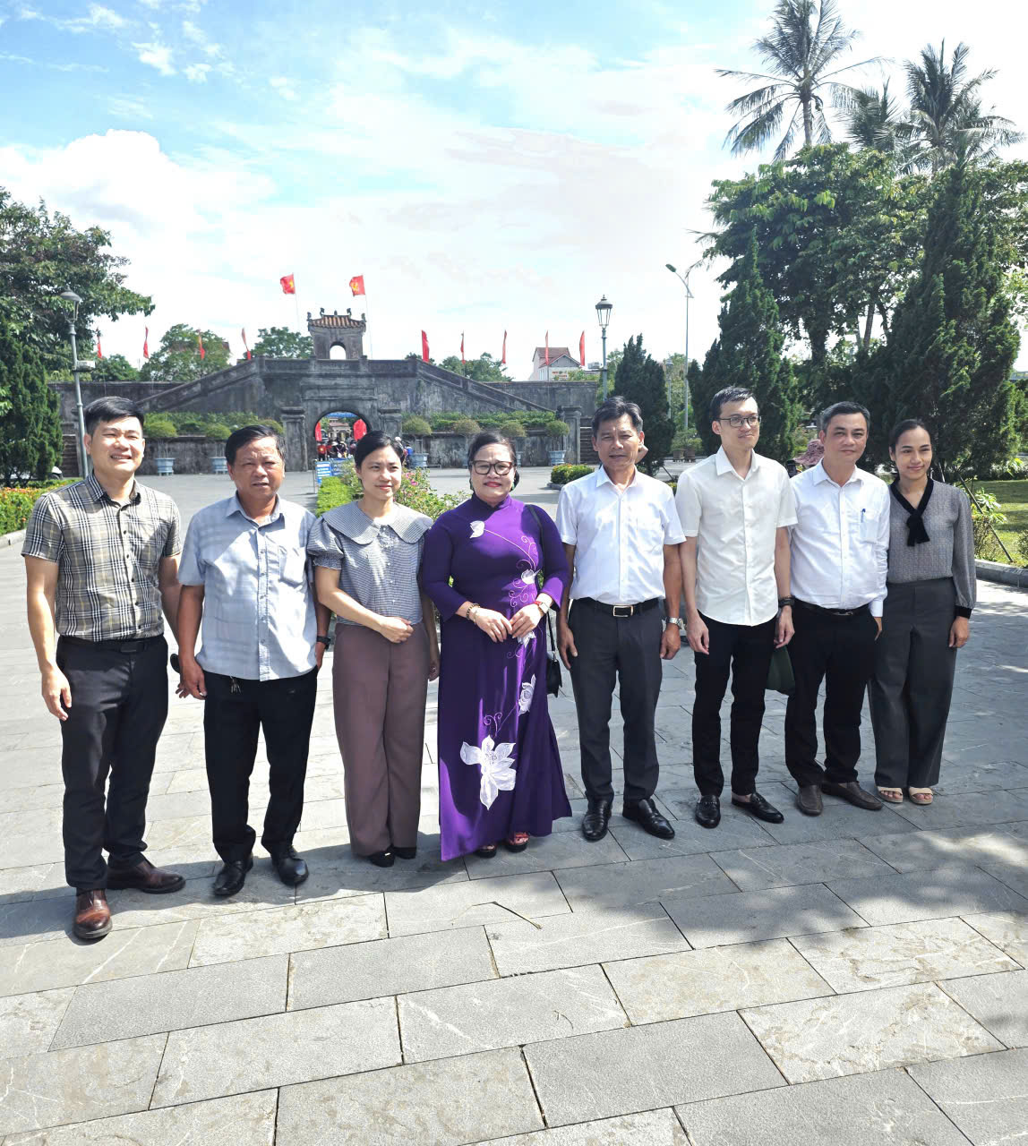 Tháng Bảy - Ba lần trở về Trường Sơn và một lời hứa với những người đã nằm lại - 9