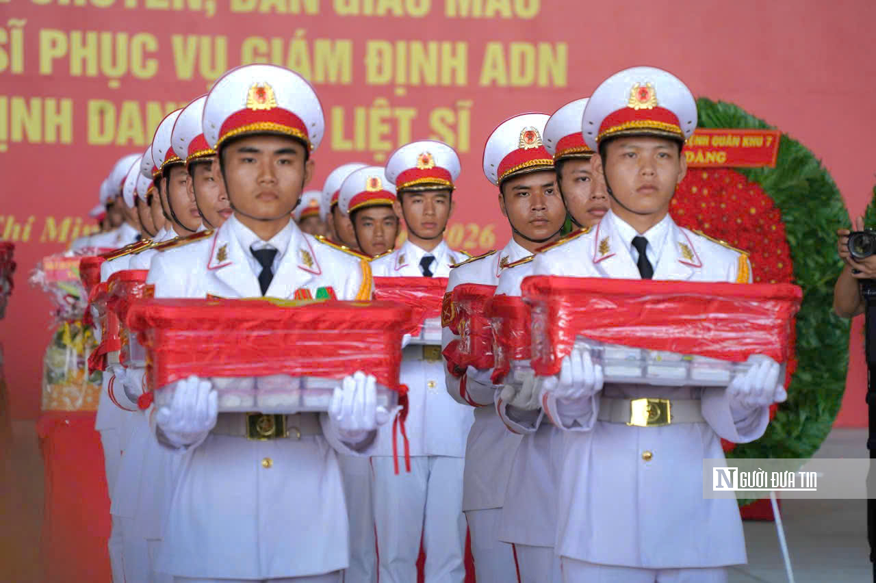 Chuyến bay đặc biệt đưa 7.104 mẫu hài cốt liệt sĩ đi tìm lại danh tính - 11