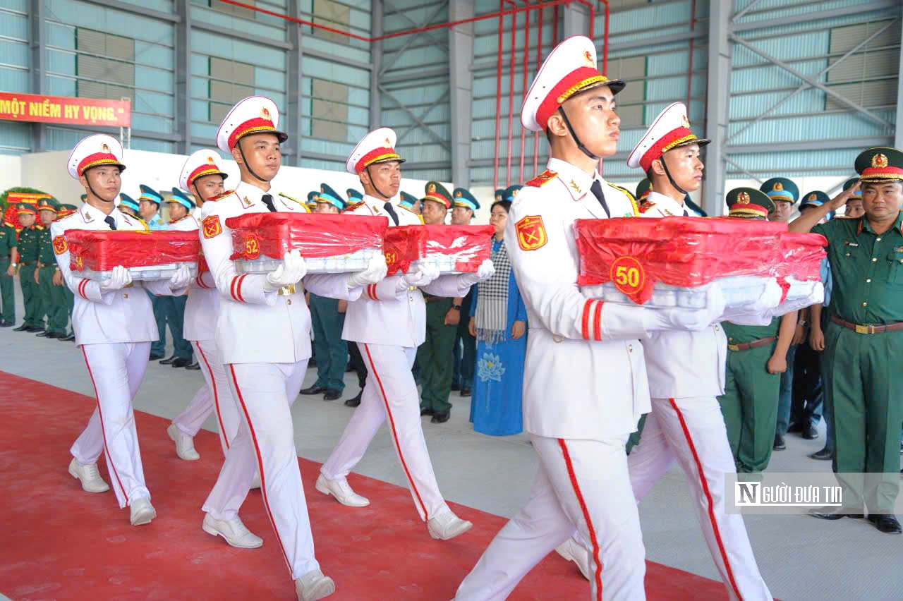 Chuyến bay đặc biệt đưa 7.104 mẫu hài cốt liệt sĩ đi tìm lại danh tính - 13