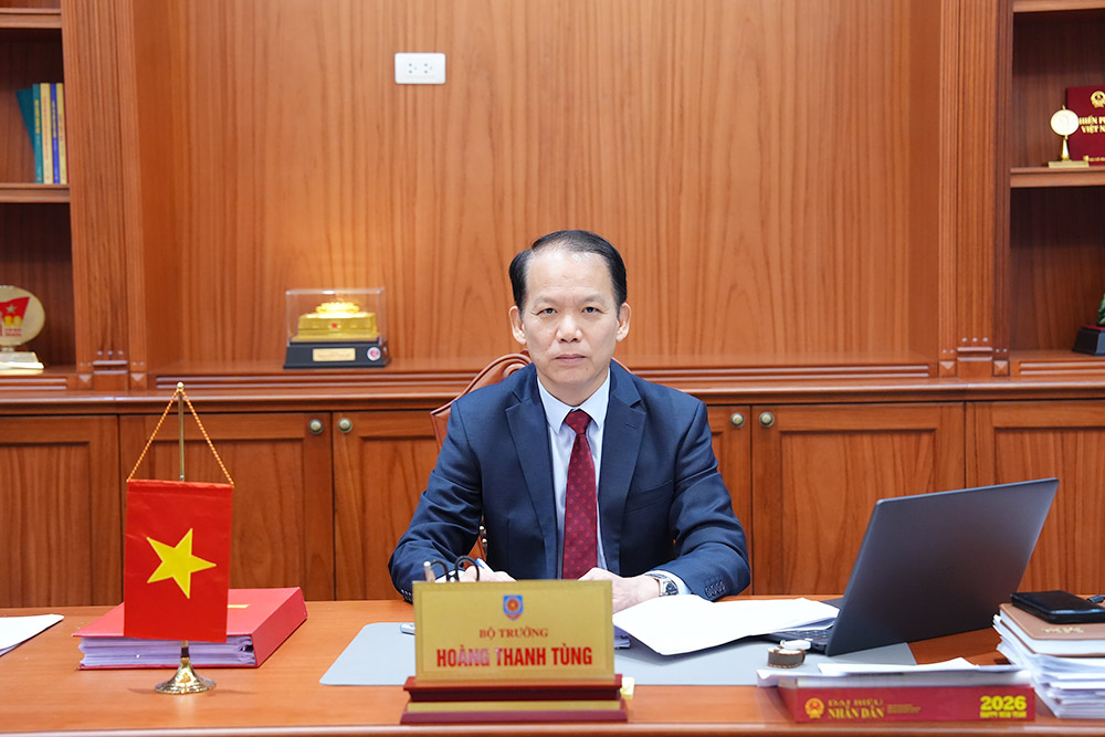 Bộ trưởng Bộ Tư pháp: Hội Luật gia Việt Nam cần đổi mới tư duy "kiến tạo phát triển" - 3
