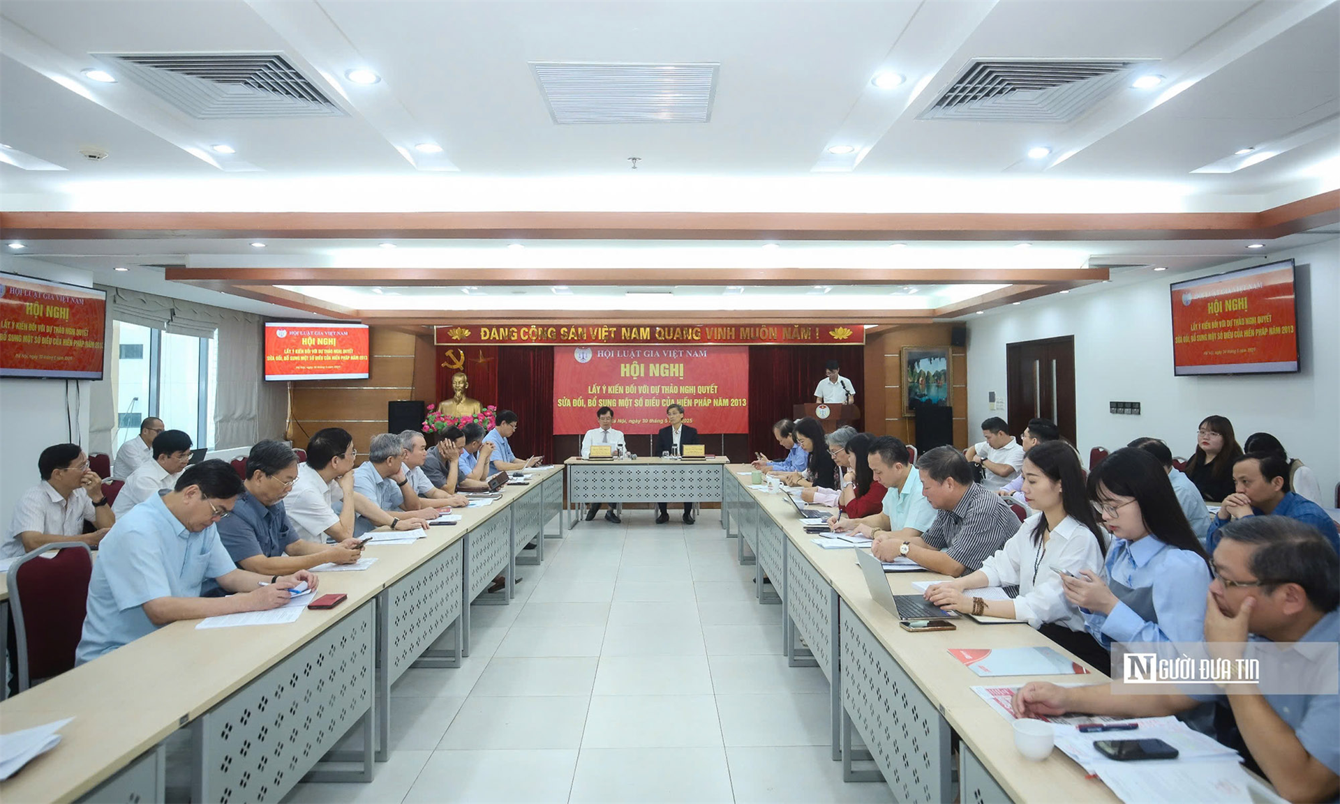 Bộ trưởng Bộ Tư pháp: Hội Luật gia Việt Nam cần đổi mới tư duy "kiến tạo phát triển" - 8