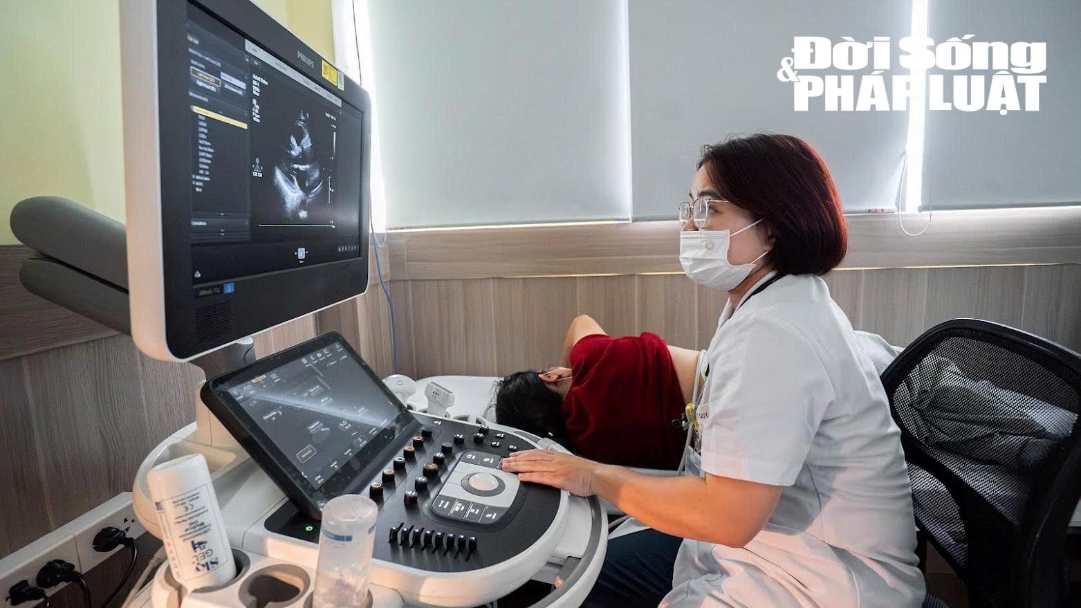 Phía sau những ca trực căng thẳng của nữ bác sĩ trẻ tại Trung tâm Đột quỵ - 13