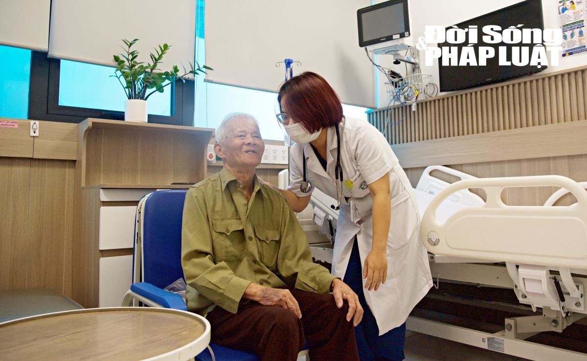 Phía sau những ca trực căng thẳng của nữ bác sĩ trẻ tại Trung tâm Đột quỵ - 10