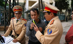 WHO kiến nghị phạt tù lái xe có nồng độ cồn trong máu cao