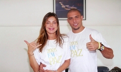 Bạn gái sảy thai, Ronaldo “cao chạy xa bay”?