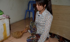 Giành 16 huy chương vàng, VĐV khuyết tật bán bánh mỳ cứu con gái ung thư