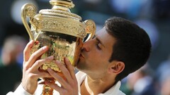 Djokovic hạ Federer, lần thứ 3 liên tiếp vô địch Wimbledon