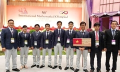 Gặp cô gái xinh đẹp đoạt huy chương Olympic Toán quốc tế 2015