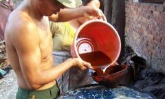 Dầu ăn bẩn: Nhận diện bằng cách nào?