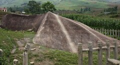 Phát hiện bãi đá cổ có niên đại khoảng 300 - 400 năm ở Mù Cang Chải