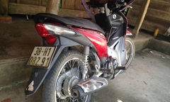 Lừa mượn xe hàng xóm đi đón người thân rồi mang đi cầm cố