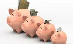 USD rớt giá, gửi tiết kiệm bằng USD hay VND lợi hơn?