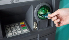 Những lưu ý để không mất tiền oan khi dùng thẻ ATM