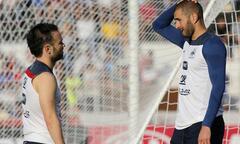 Karim Benzema cúi đầu nhận tội vụ tống tiền đồng đội, chuẩn bị đi tù