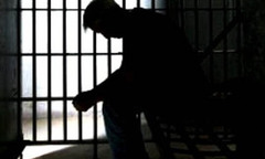 Từ ngày 1/7, sa thải người lao động trái pháp luật có thể bị phạt tù