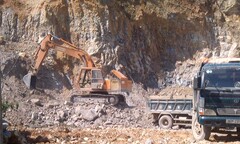 Nghi vấn chính quyền tiếp tay cho  "đất tặc " lộng hành?