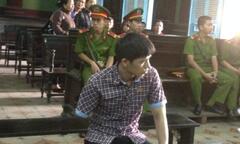 Gã thanh niên tật nguyền đâm chết người do bị con nợ thách thức