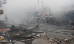 Quảng Bình: Cháy lớn chợ thị xã Ba Đồn