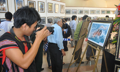 Liên hoan ảnh nghệ thuật với chủ đề “Đất nước, biển đảo, con người Nam Trung bộ và Tây Nguyên”