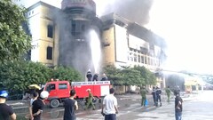  “Bà hoả” thiêu rụi Trung tâm thương mại Hải Dương