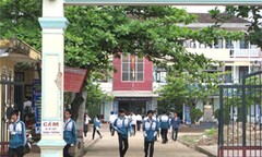 Vụ  "Hiệu trưởng bị tố sai phạm ": Trả tiền cho giáo viên