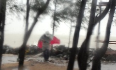 Thừa Thiên - Huế: Ngổn ngang sau bão