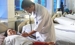 Hà Tĩnh: Bệnh nhân liên tục bị sốc phản vệ