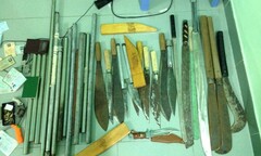 Phát hiện kho súng ám sát, mã tấu giữa Sài Gòn