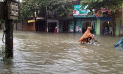 Mưa lớn, Hà Tĩnh ngập trong biển nước