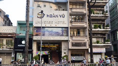 Bắt ba nhân viên trong đường dây mại dâm tại khách sạn