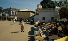 Quái xế tông gãy chân cảnh sát giao thông