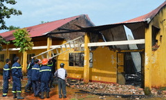 Chập điện, kho tài liệu của trường cấp 2 hóa tro