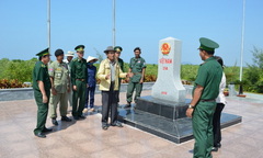 Khi người dân tham gia bảo vệ vùng biên giới