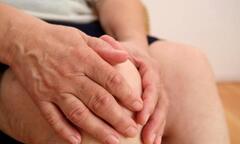 Tác dụng phụ nguy hiểm khi dùng thuốc thấp khớp