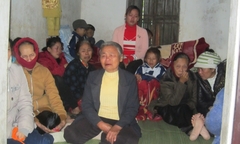 Nghệ An: Sóng lớn đánh chìm tàu, 10 ngư dân mất tích