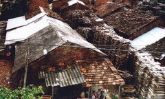 Chuyện làng cấm cô dâu mặc váy cưới trong ngày trọng đại