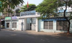 Tấn công nữ sinh, cướp tóc táo bạo ngay trước cổng trường